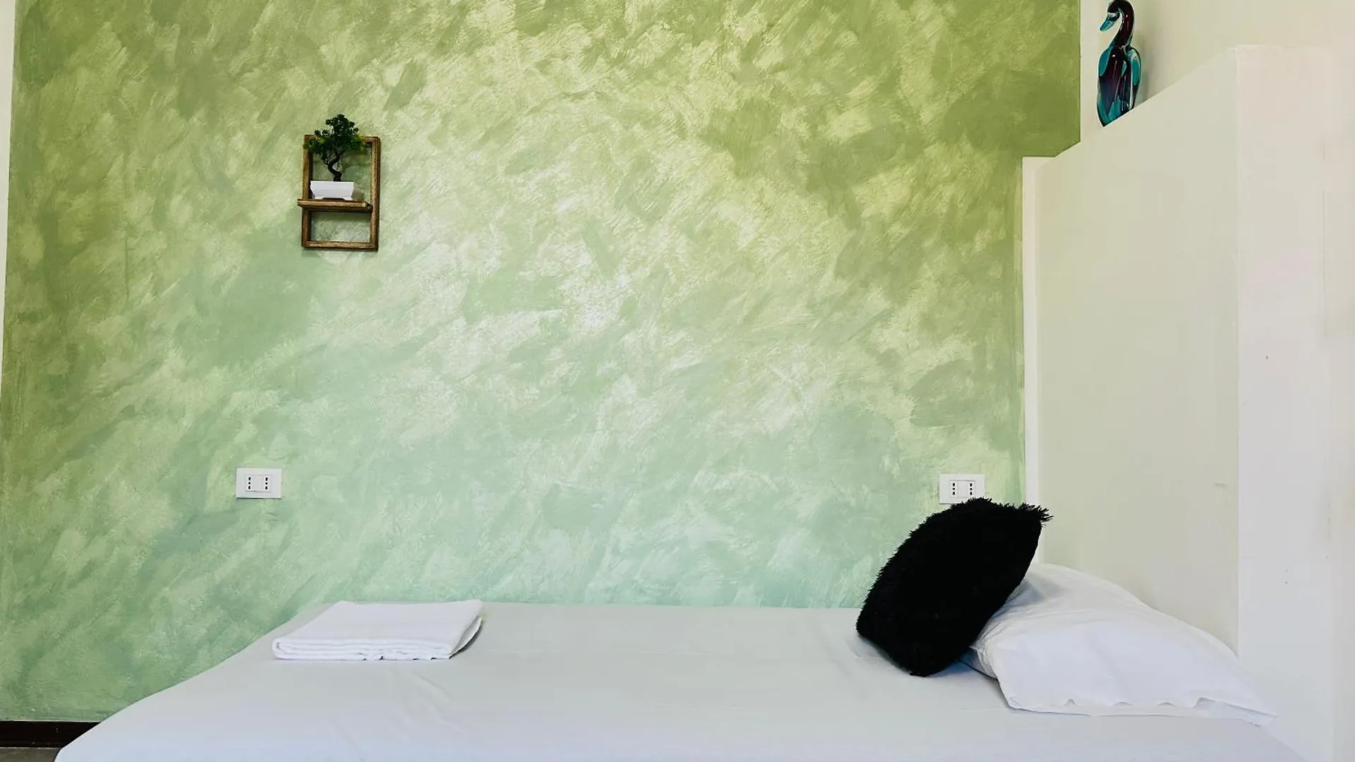 Bed & Breakfast Venetian Nexus Bed and Breakfast Mestre
