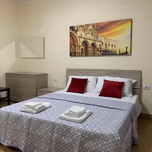 Chowdhury House Frühstückspension